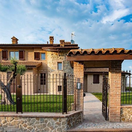 B&B Madonna Carradori Country Offagna 외부 사진