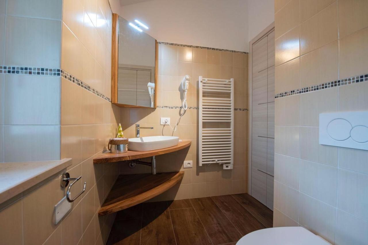 B&B Madonna Carradori Country Offagna 외부 사진