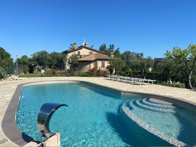 B&B Madonna Carradori Country Offagna 외부 사진