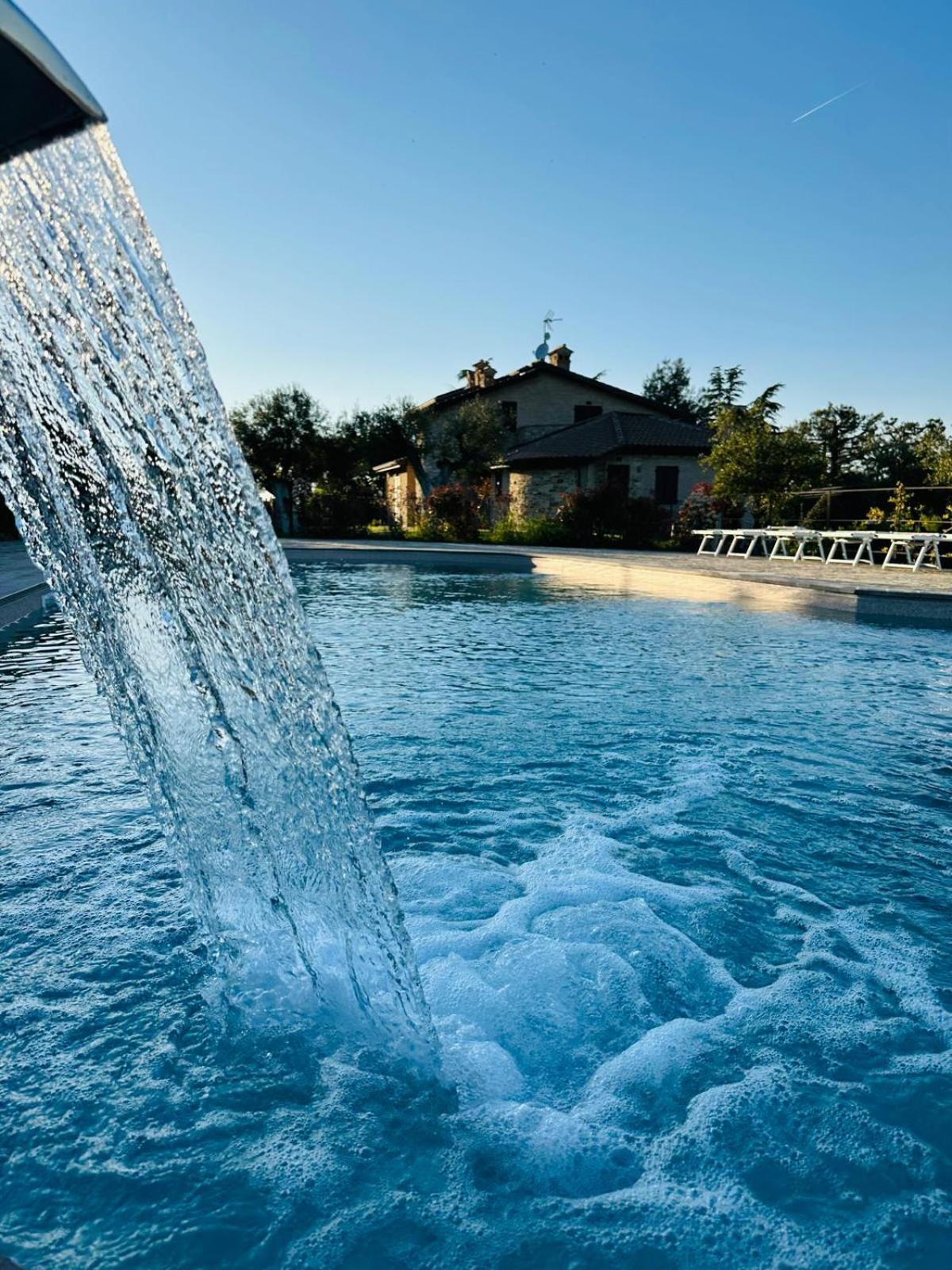 B&B Madonna Carradori Country Offagna 외부 사진